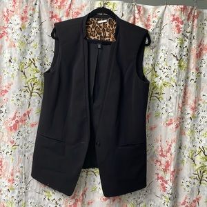 White House black market size 14